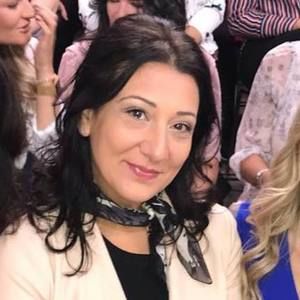 Meet your Posher, Adriana